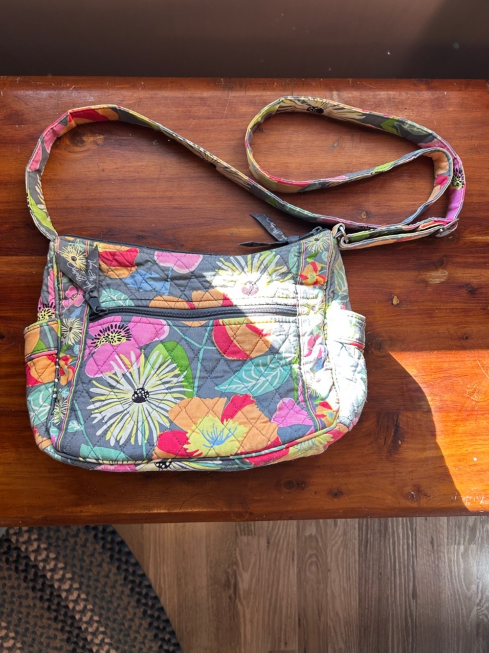 VERA BRADLEY Jazzy Blooms Quilted Tote Purse